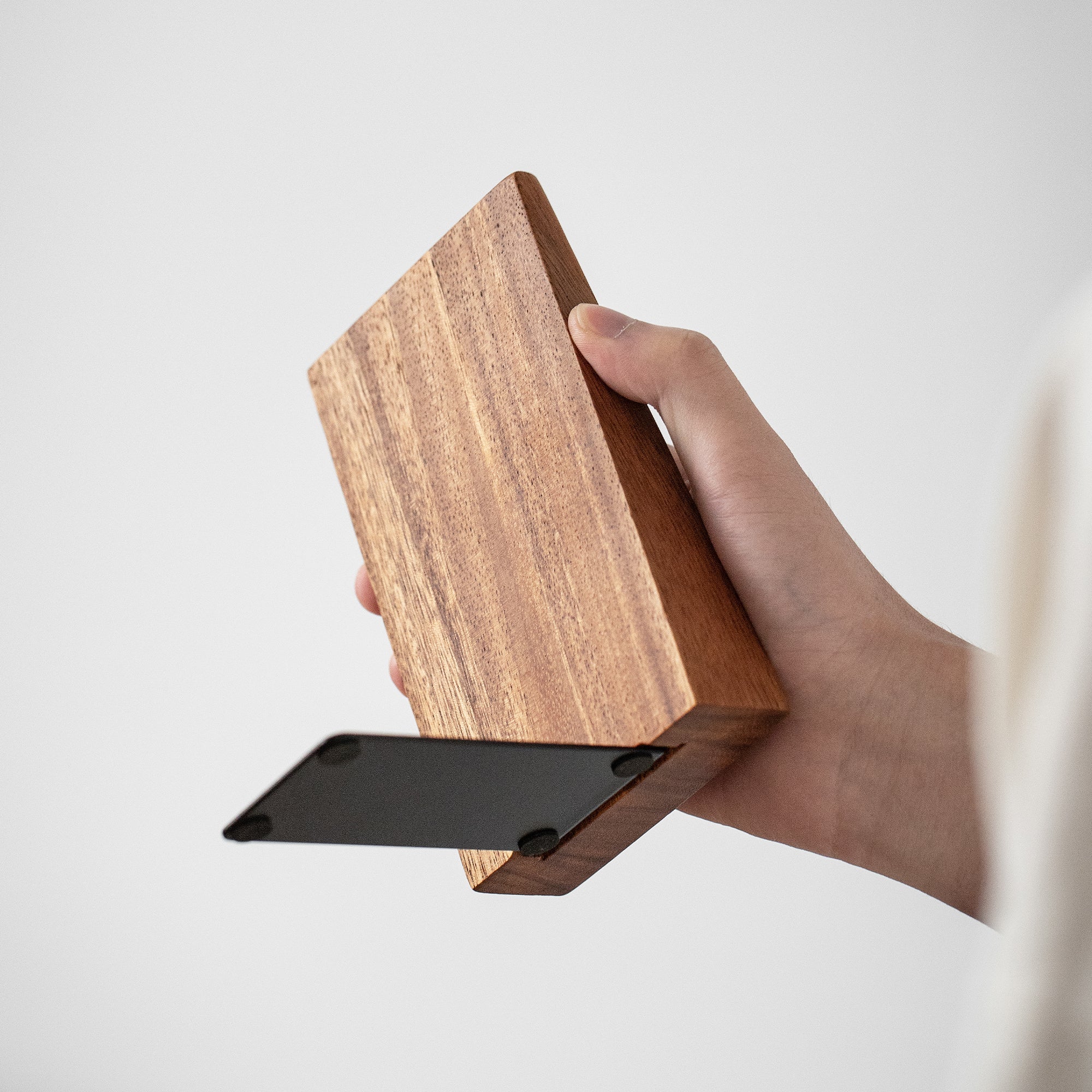 Acacia wooden bookends, side profile #Material_Acacia