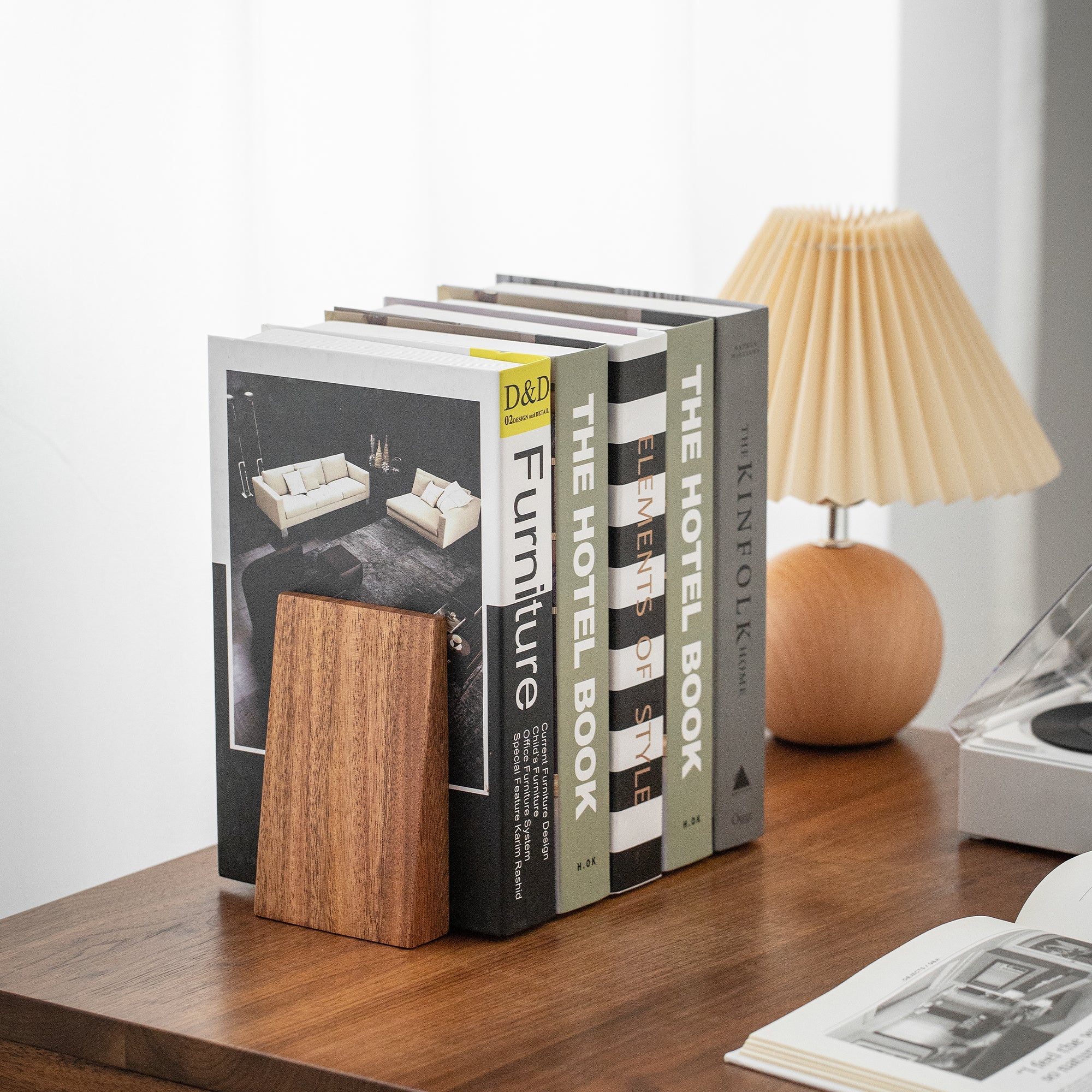 Acacia thickened wooden bookends with black metal bases #Material_Acacia