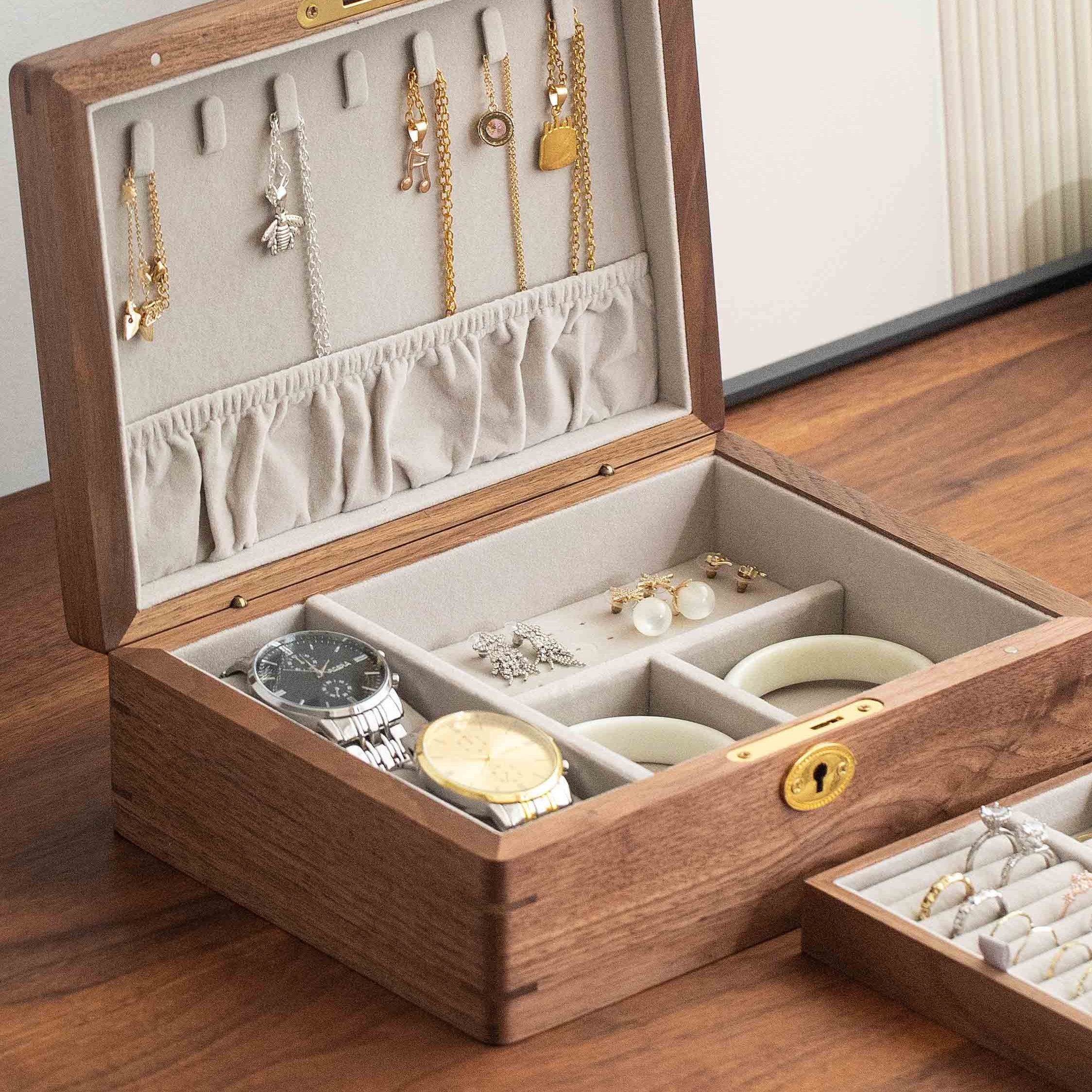 Jewelry Box Medium Pro