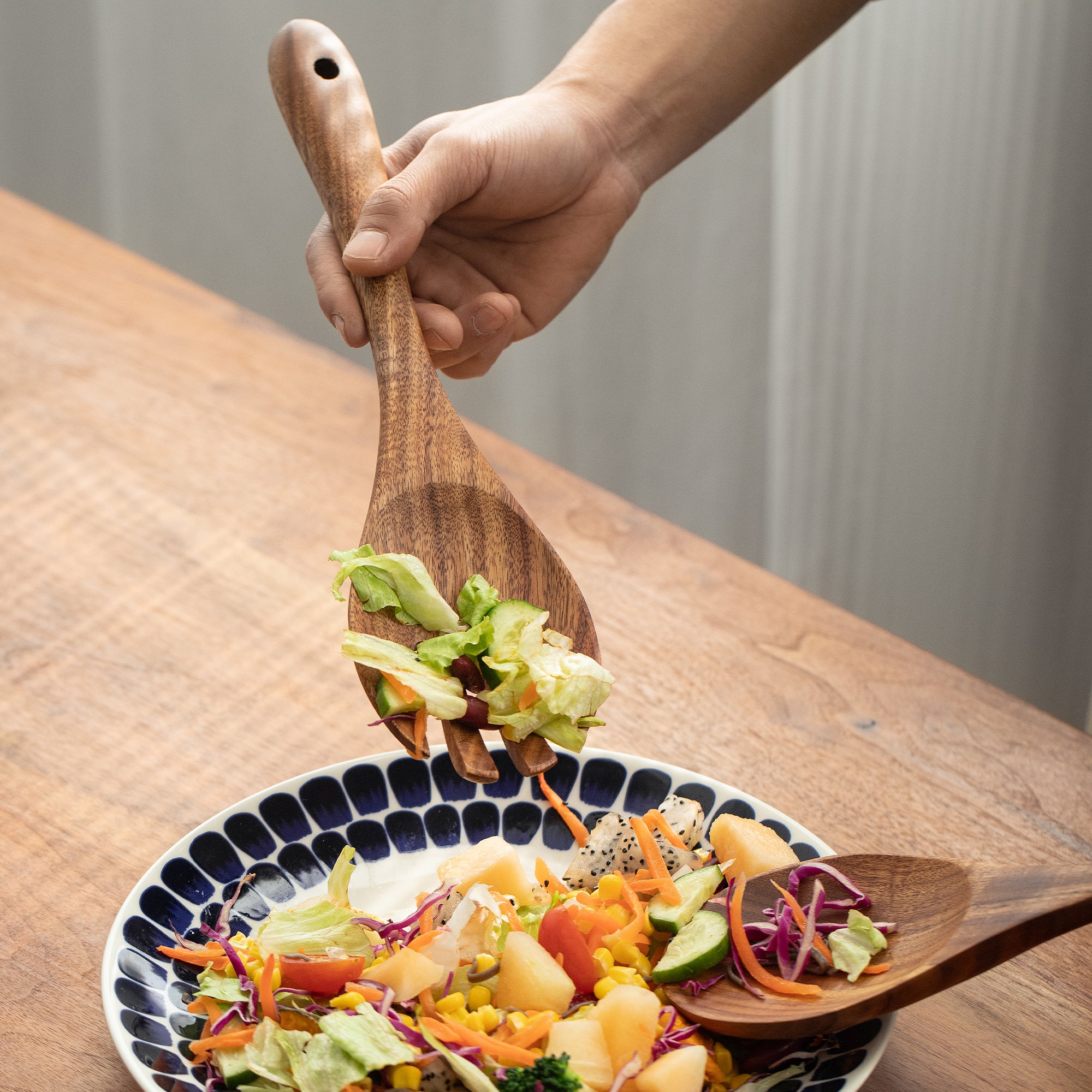 Acacia Salad Servers Set